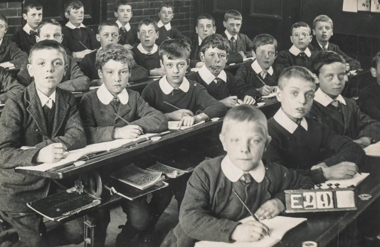 Zdjęcie Dlaczego powstały gimnazja? Historia, cele i znaczenie w edukacji