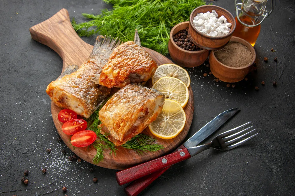 Zdjęcie Jak dusić rybę na patelni, aby uzyskać soczysty i aromatyczny smak