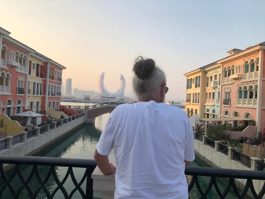 Zdjęcie Co robić na lotnisku w Doha? Odkryj najlepsze atrakcje i usługi