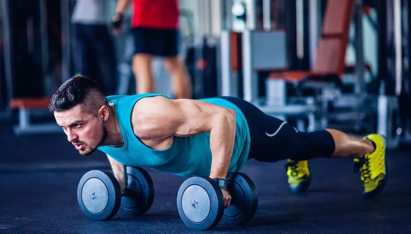Zdjęcie CrossFit czy kalistenika: która metoda treningowa jest lepsza dla Ciebie?