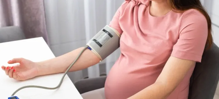 Zdjęcie Zatrucie ciążowe objawy: Jak rozpoznać groźne sygnały zdrowia?