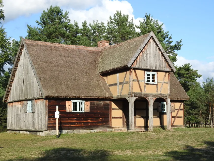 Zdjęcie Skansen Wdzydze: Fascynująca historia, atrakcje i praktyczne informacje