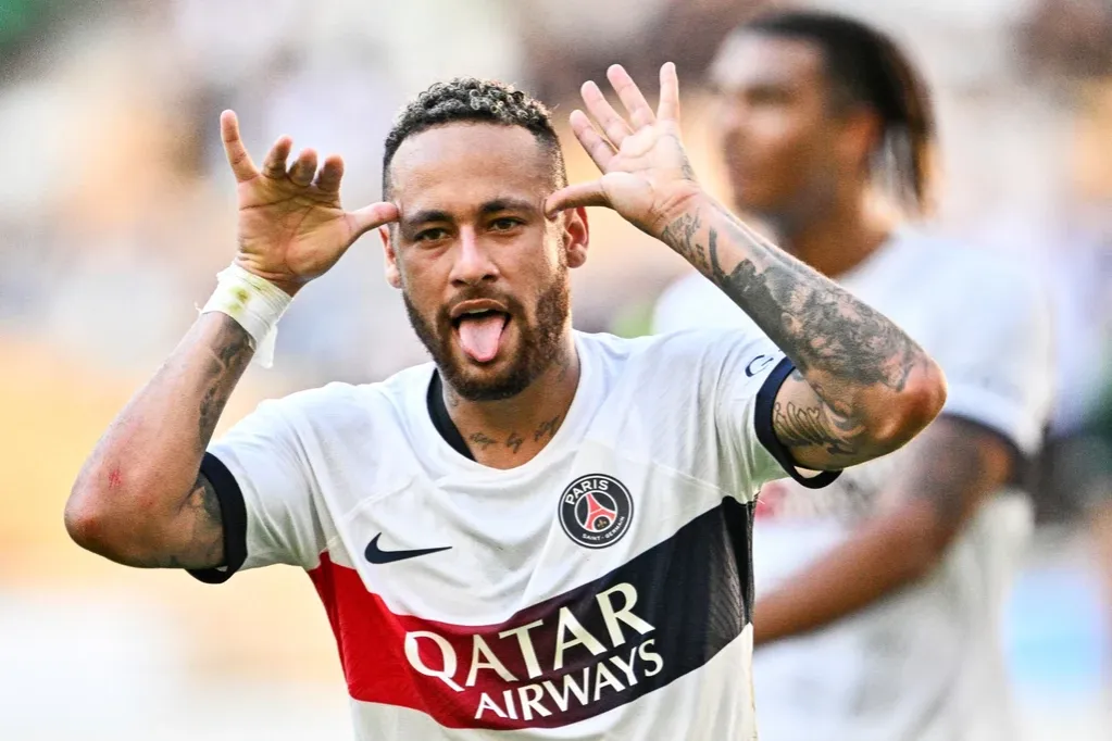 Zdjęcie Ile zarabia Neymar w PSG? Zaskakujące kwoty i szczegóły jego wynagrodzenia