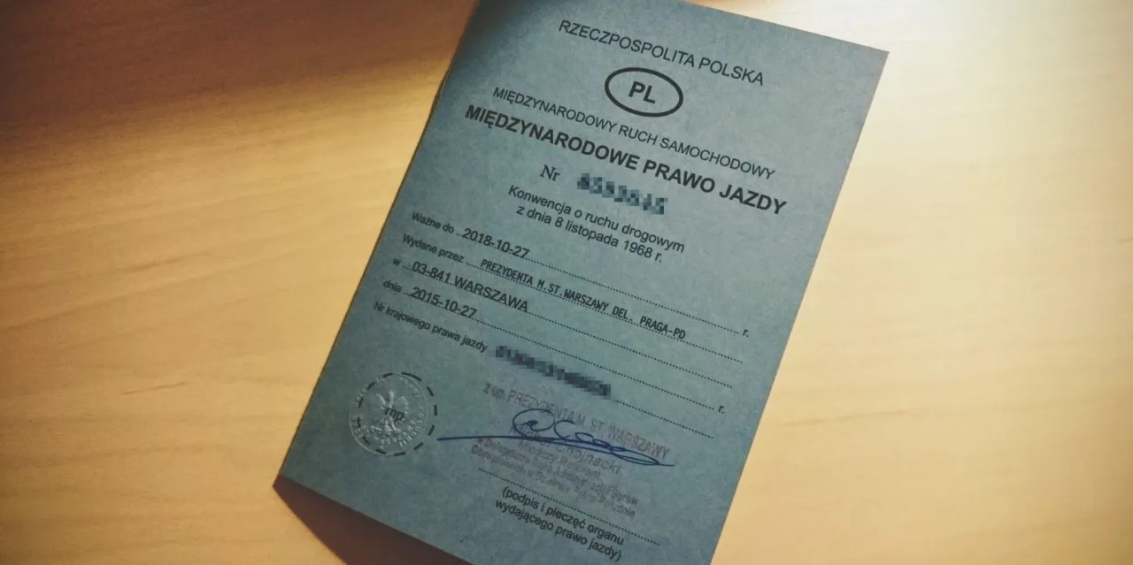 Zdjęcie Jak wygląda międzynarodowe prawo jazdy i co musisz o nim wiedzieć?