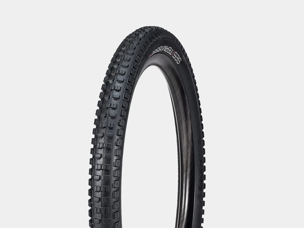 Zdjęcie Jakie opony do enduro MTB: Wybierz najlepsze dla swojego stylu jazdy