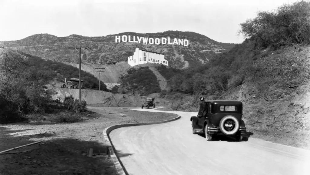 Zdjęcie Co to jest Hollywood? Historia, znaczenie i wpływ na kino