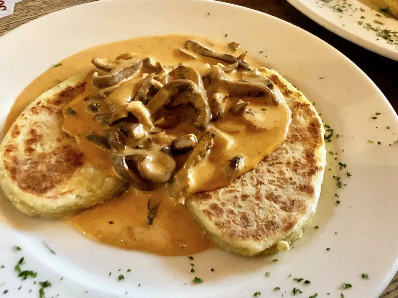 Zdjęcie Gdzie zjeść w Mosznej? Najlepsze restauracje i ukryte skarby kulinarne