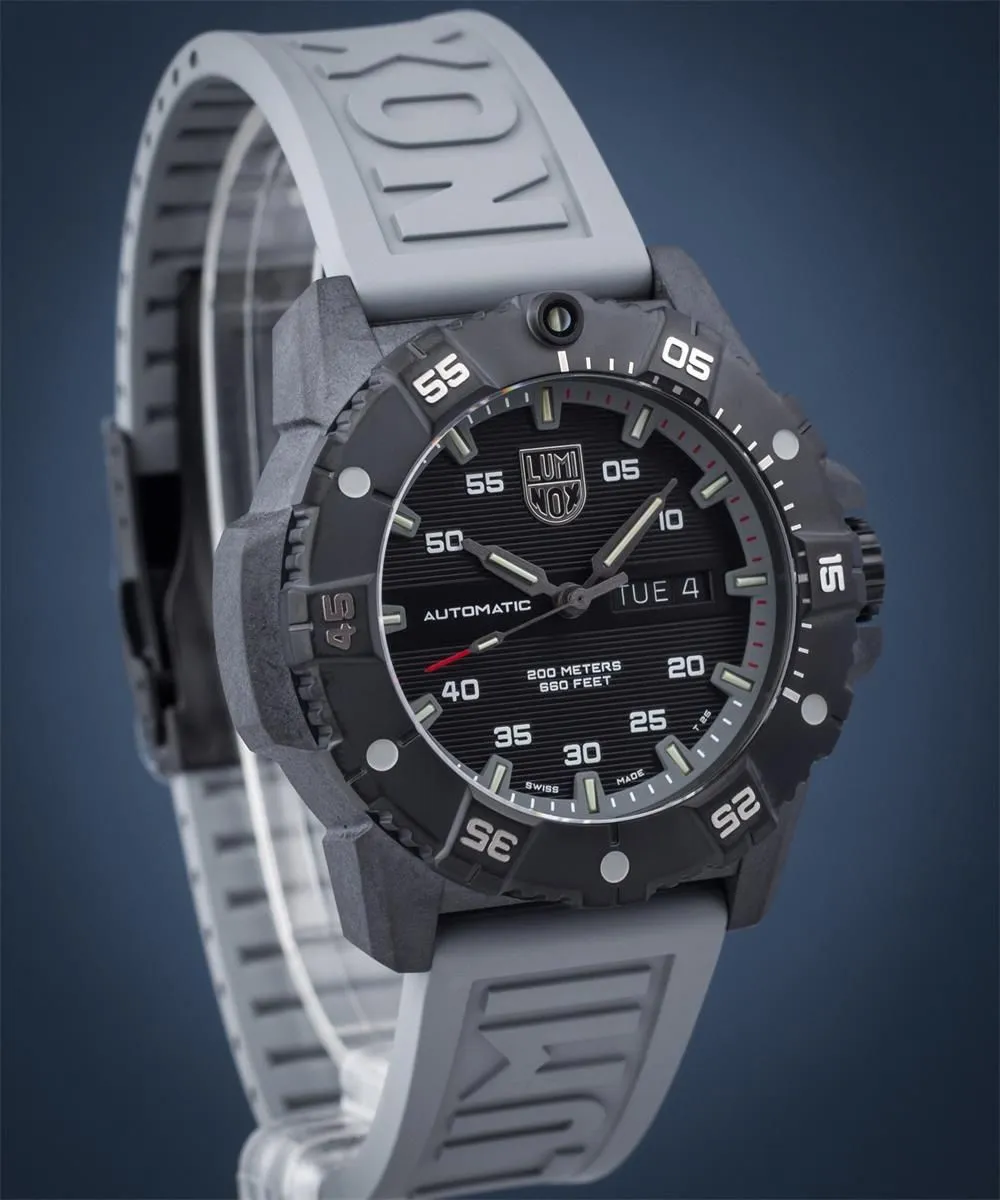 Zdjęcie Zegarki męskie Luminox - wytrzymałość i styl dla aktywnych mężczyzn