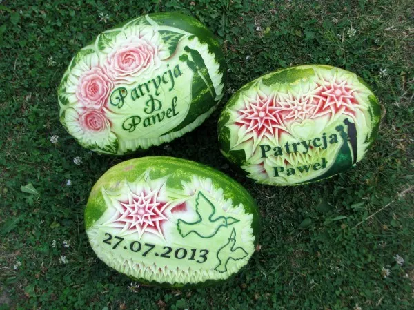 Zdjęcie Rzeźby z owoców i warzyw: odkryj tajemnice tej niezwykłej sztuki