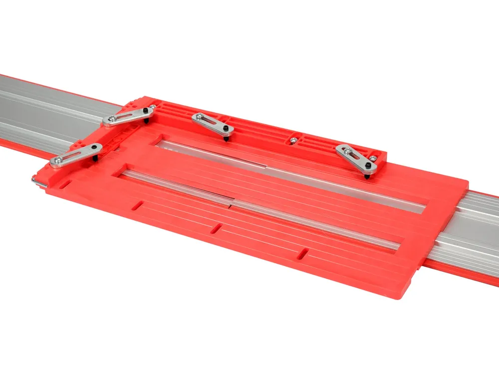 Zdjęcie Jak zrobić prowadnicę do pilarki tarczowej - proste i tanie rozwiązania