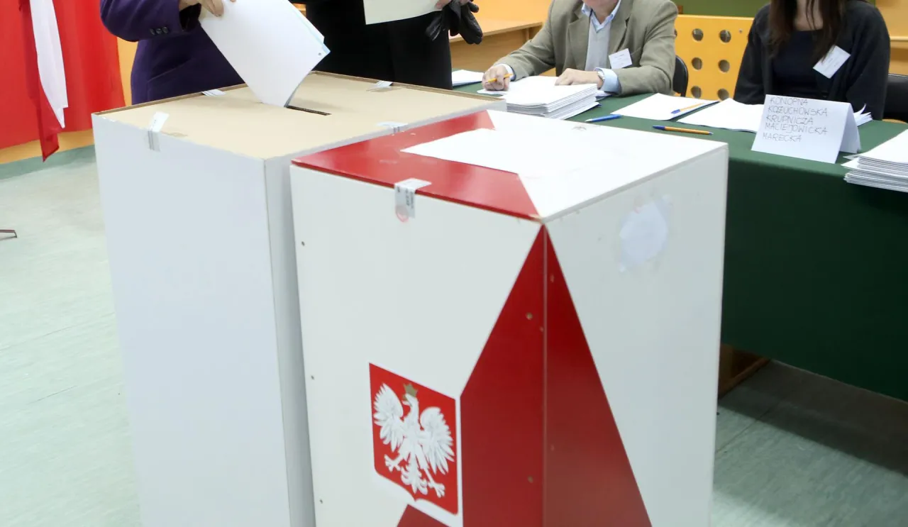 Zdjęcie Ile można zarobić będąc w komisji wyborczej? Sprawdź stawki i role