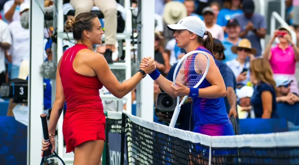 Zdjęcie Statystyki meczów Świątek i Sabalenka - kto ma przewagę w rywalizacji?