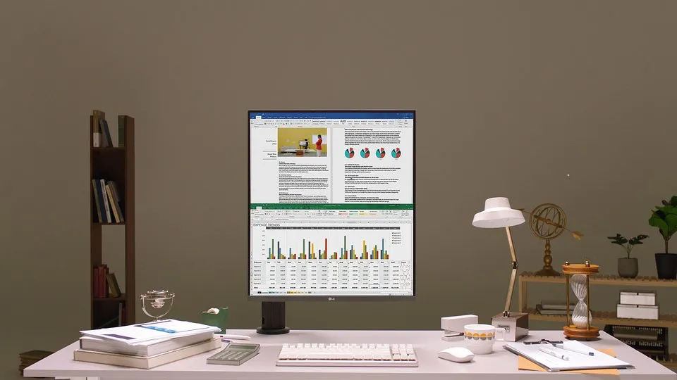 Zdjęcie Jak pracować na dwóch monitorach, aby zwiększyć swoją produktywność