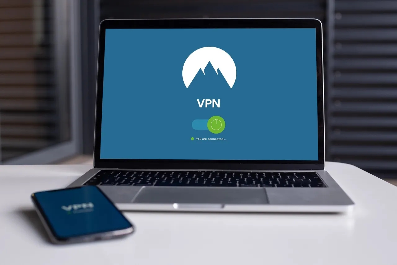Zdjęcie Jak działa internet mobilny? Proste wyjaśnienie technologii i przesyłania danych