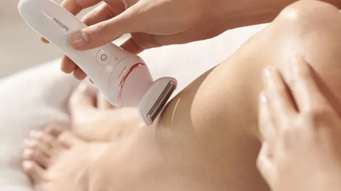 Zdjęcie Depilatory dyski czy pęsety - który wybór przyniesie mniej bólu?