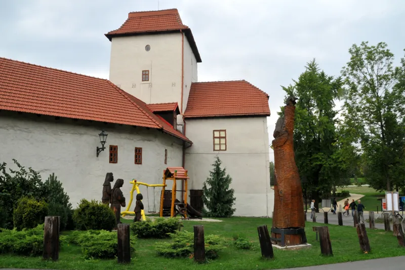 Zdjęcie Zamek w Śląskiej Ostrawie: tajemnice, historia i atrakcje turystyczne
