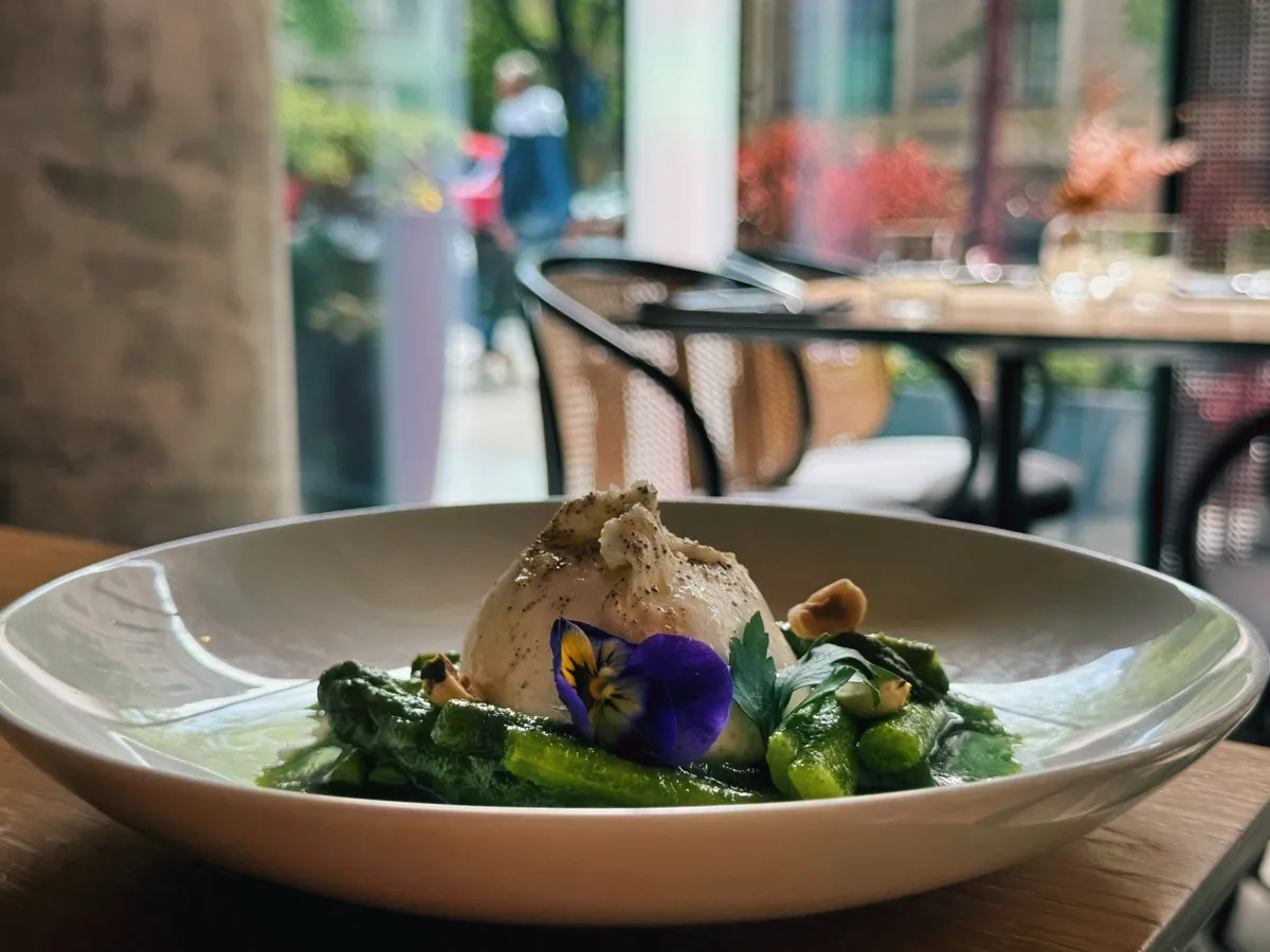 Zdjęcie Najlepsze miejsca gdzie zjeść w Rydze: restauracje, ceny i kulinarny top