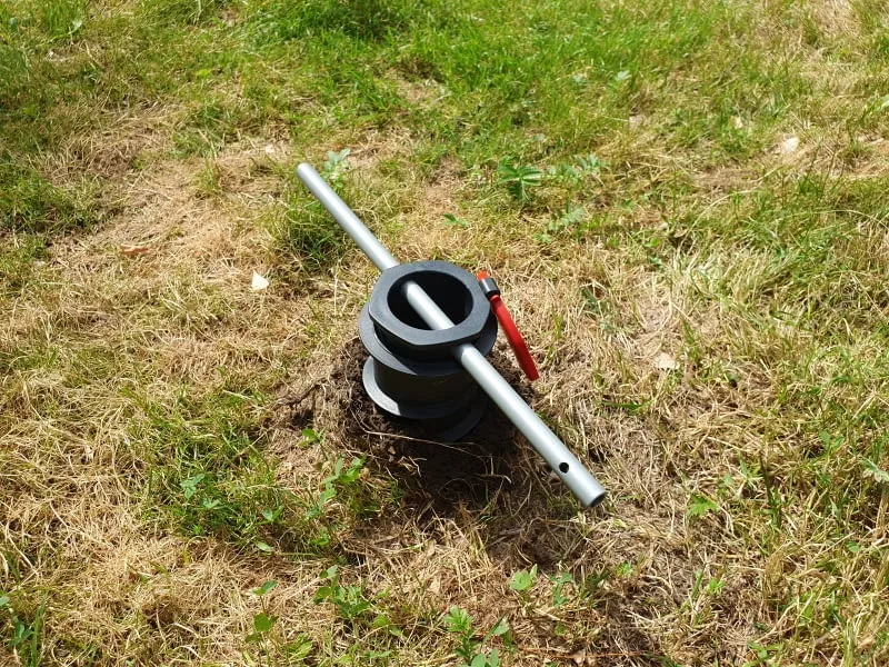 Zdjęcie Jak zamontować suszarkę ogrodową, aby uniknąć problemów z stabilnością?