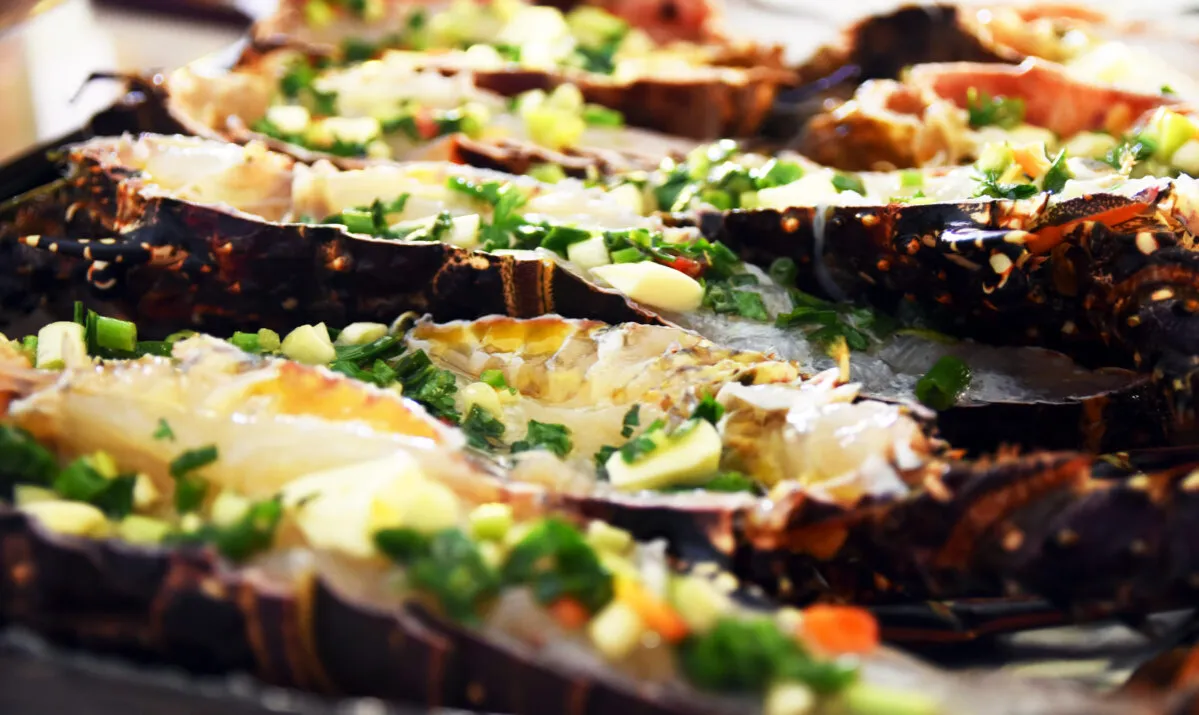 Zdjęcie Langouste grill&eacute;e antillaise: recette barbecue &amp; Sauce Chien