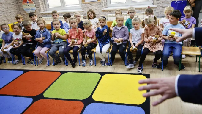 Zdjęcie Jak zatrudnić nauczyciela w przedszkolu i uniknąć pułapek prawnych