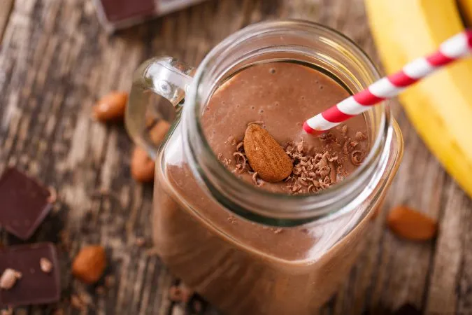 Zdjęcie Shake proteinowy przed czy po treningu – co wybrać dla lepszych efektów?