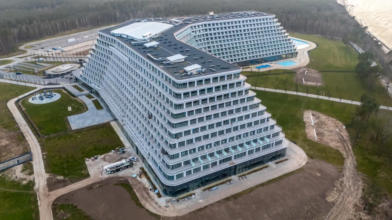 Zdjęcie Hotel Gołębiewski nad morzem - kiedy otwarcie i co warto wiedzieć