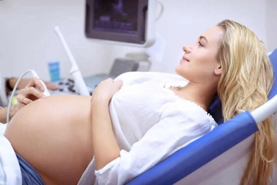 Zdjęcie Jak wygląda badanie prenatalne? Poznaj jego rodzaje i znaczenie dla zdrowia