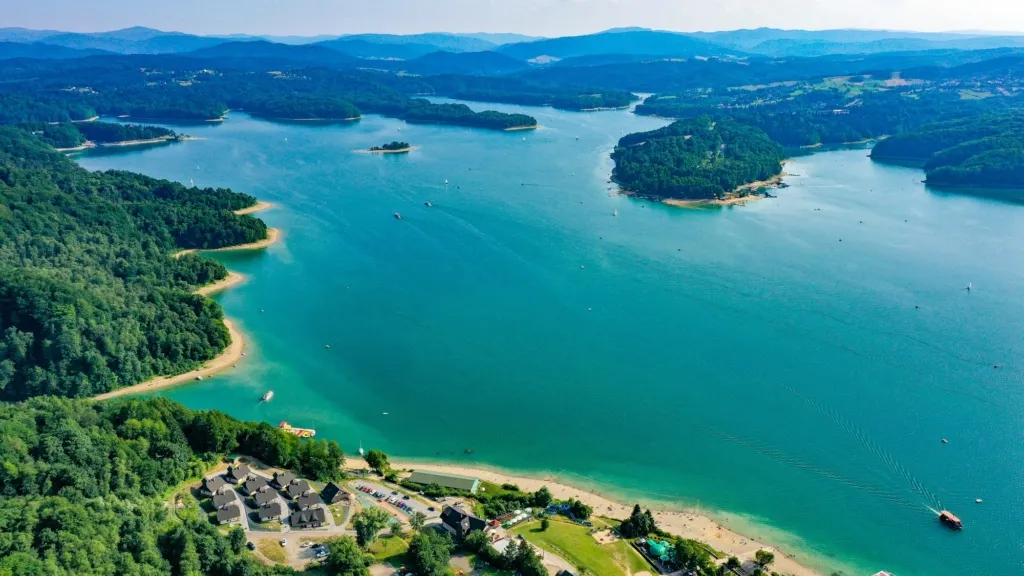 Zdjęcie Solina: 5 nieznanych atrakcji nad jeziorem, które pokochasz