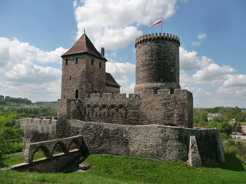 Zdjęcie Ile zamków wybudował Kazimierz Wielki? Odkryj ich tajemnice i znaczenie
