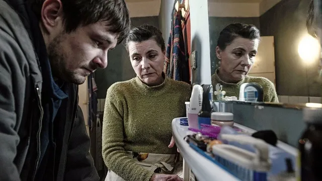Zdjęcie Cicha noc - poruszający film o rodzinnych tajemnicach i powrotach