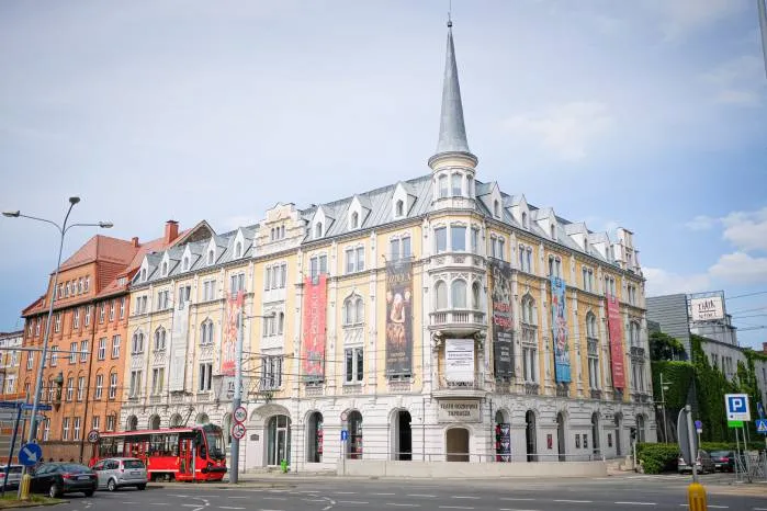 Zdjęcie Teatr rozrywki Chorzów parking – najlepsze opcje i ceny w pobliżu