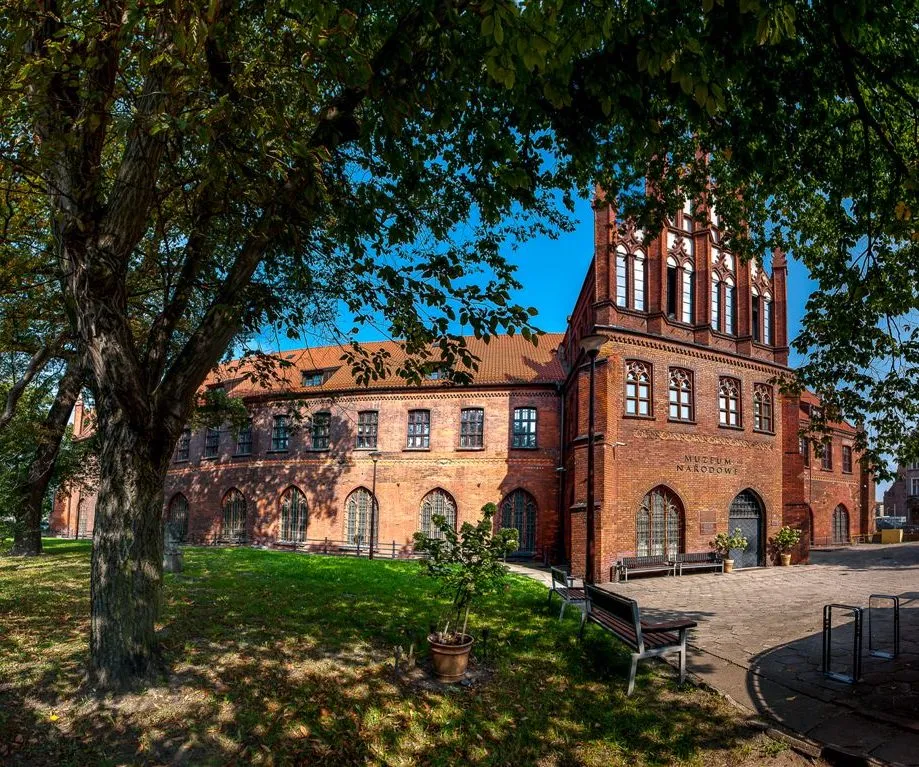 Zdjęcie Muzeum sztuki Gdańsk: Fascynujące wystawy i ukryte skarby kultury