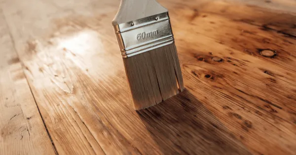 Zdjęcie Jaki olej na schody? Wybierz najlepszy produkt dla ochrony drewna