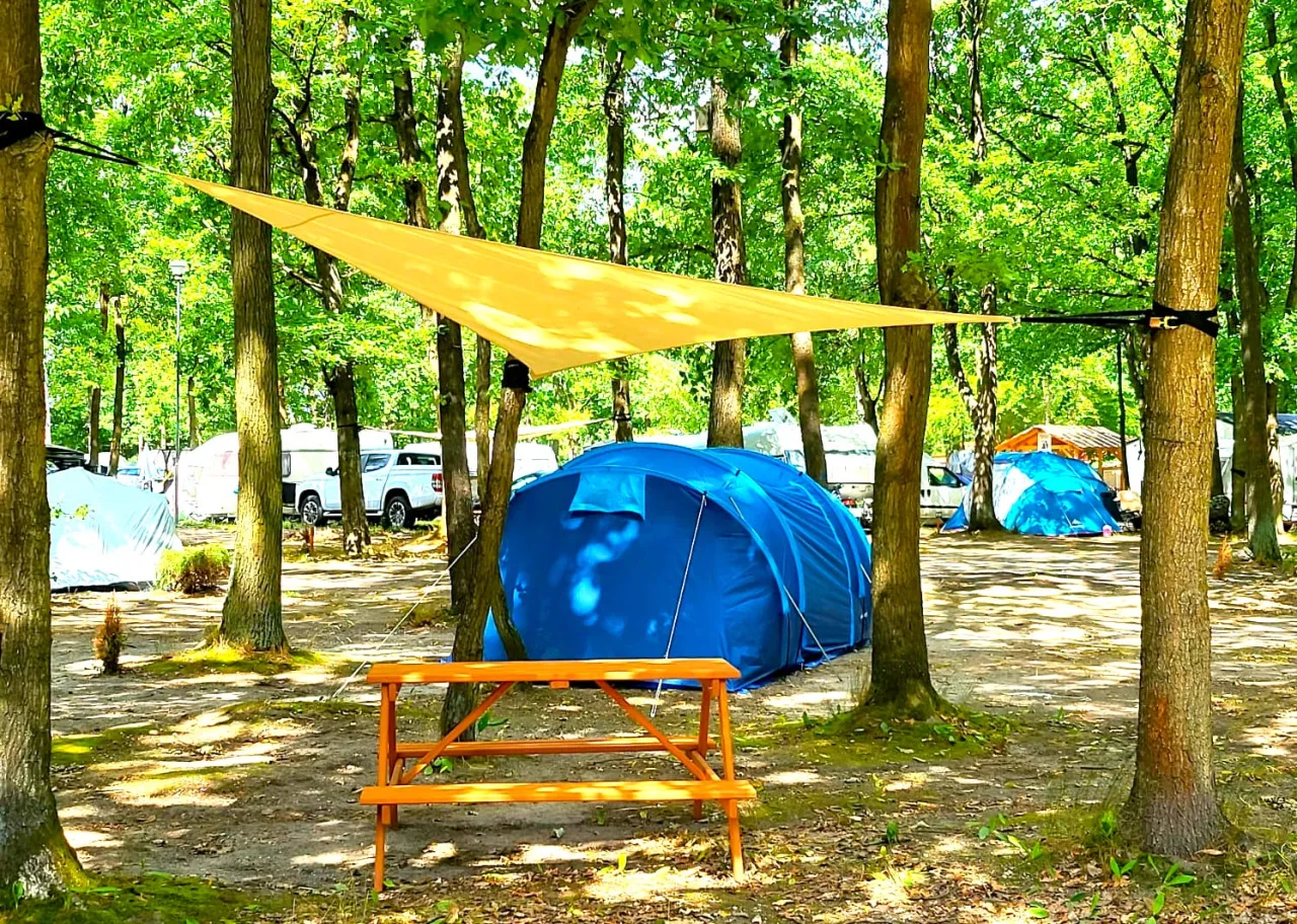 Zdjęcie Najlepsze miejsca na camping nad jeziorem Turawskim z atrakcjami