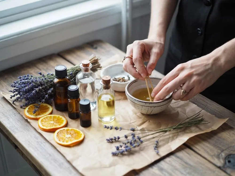 Zdjęcie Jak zrobić perfumy z olejk&oacute;w: Poradnik krok po kroku