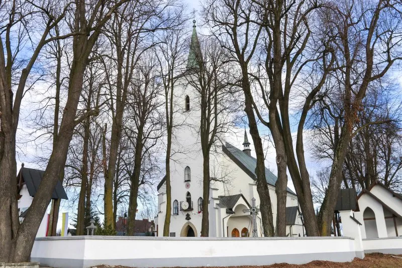 Zdjęcie Sanktuarium Ludźmierz: Historia, znaczenie i pielgrzymki do Matki Bożej