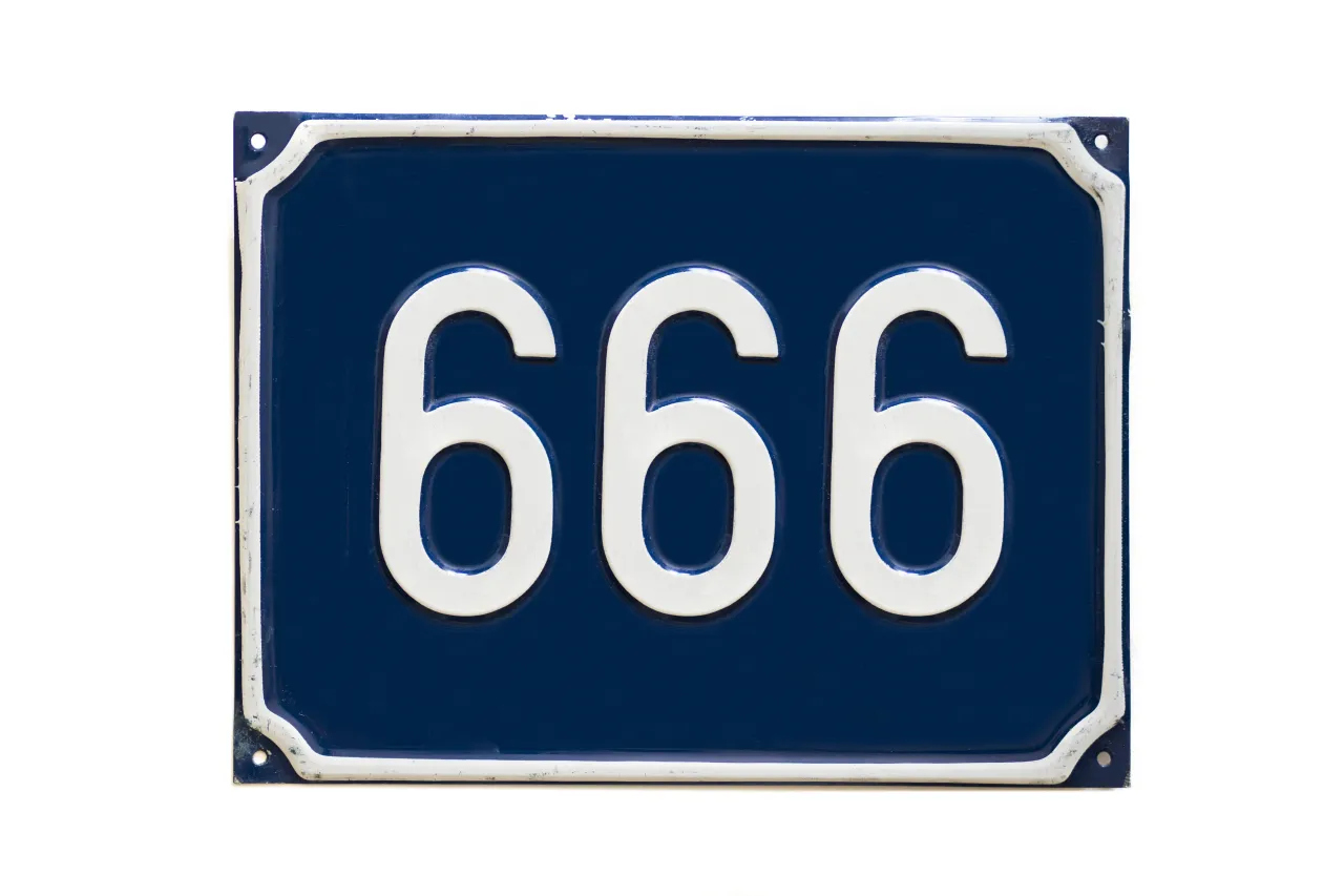 Zdjęcie 666 jako liczba anielska: Jakie tajemnice skrywa ten symbol?