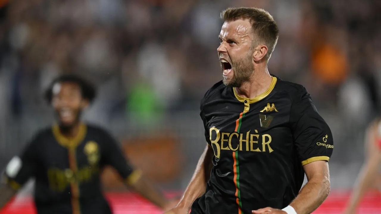 Zdjęcie Christian Gytkjaer: Czy Polak podbije Serie A?