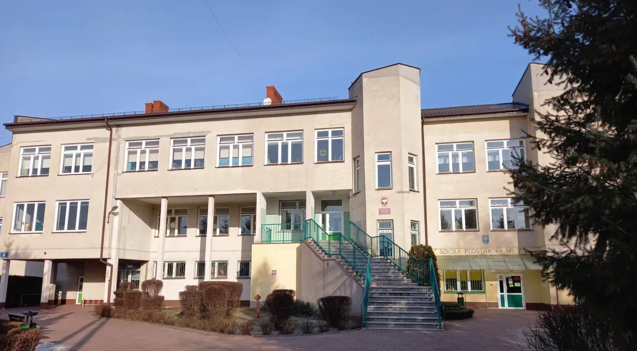 Zdjęcie Szkoła podstawowa nr 7 z oddziałami integracyjnymi – wyjątkowe wsparcie dla uczniów