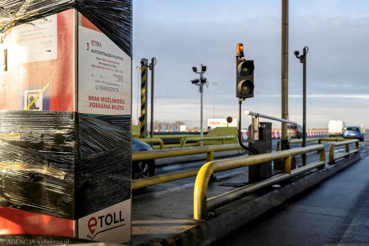 Zdjęcie Gdzie kupić bilet na autostradę? Wszystkie sposoby zakupu w Polsce