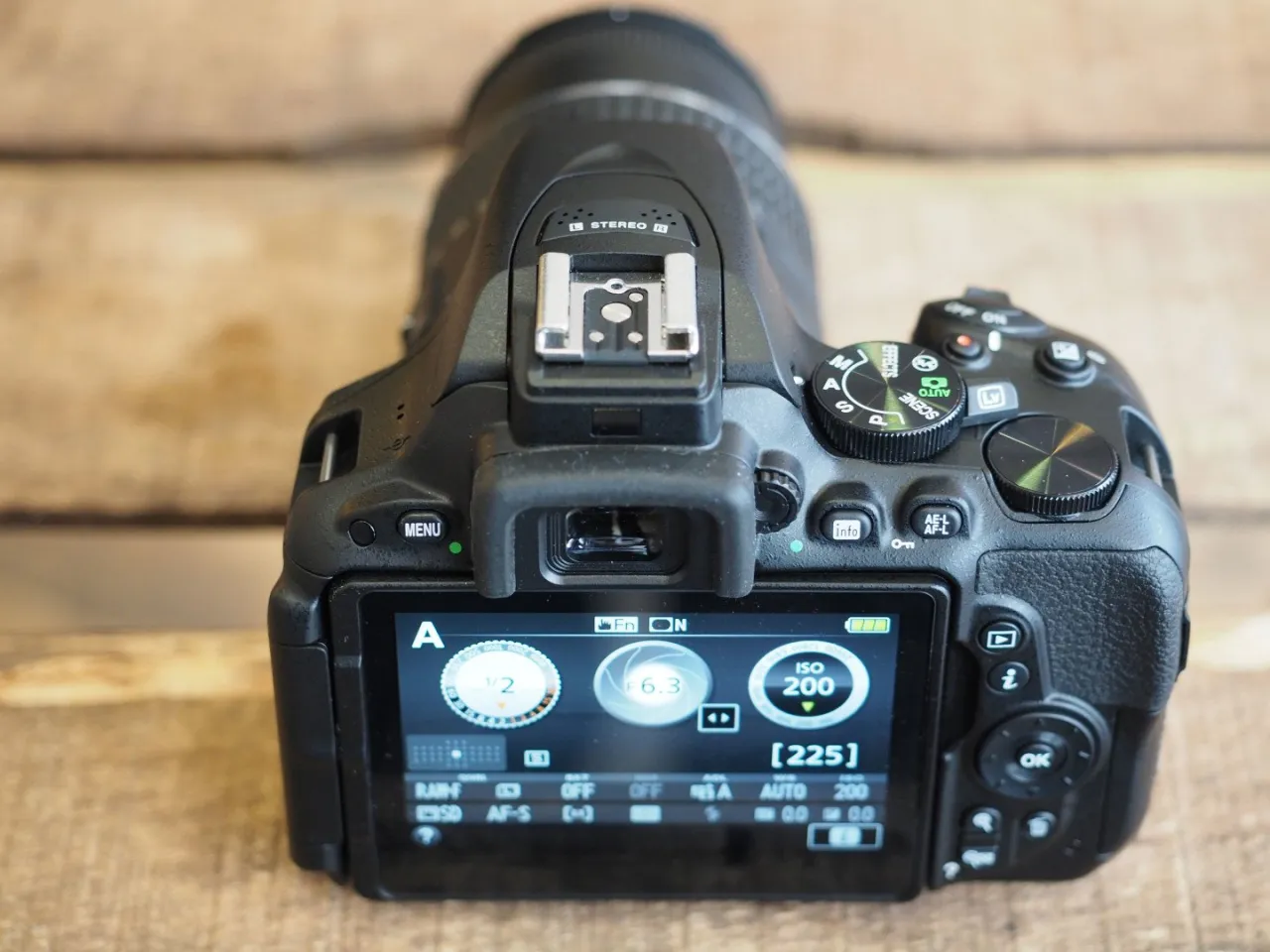 Zdjęcie Najlepsze obiektywy do Nikon D5500: porównanie i rekomendacje
