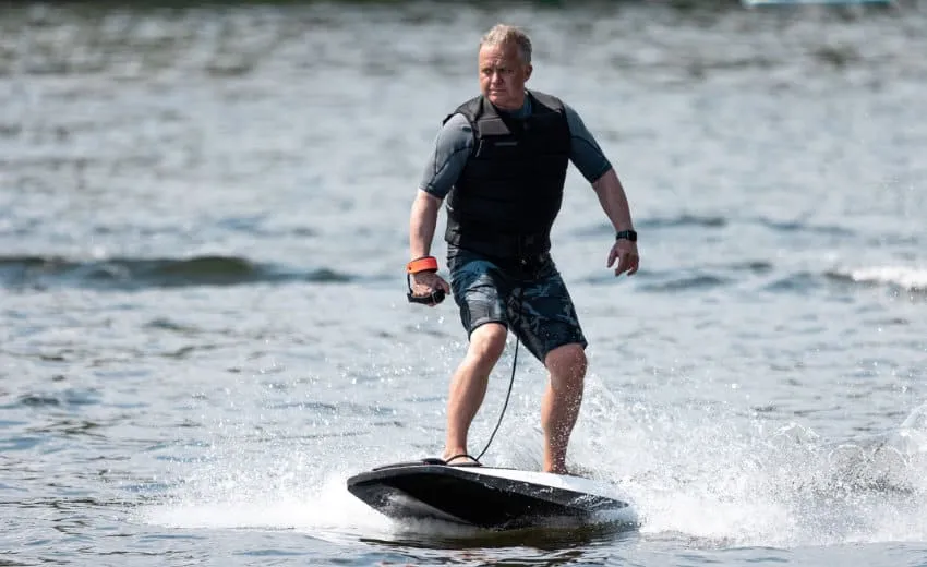 Zdjęcie Jak działa deska elektryczna i do czego służy w praktyce?