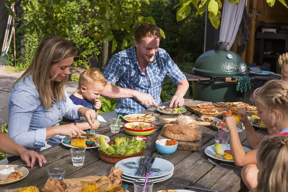 Zdjęcie Big Green Egg nie jest grillem gazowym – poznaj różnice i zalety