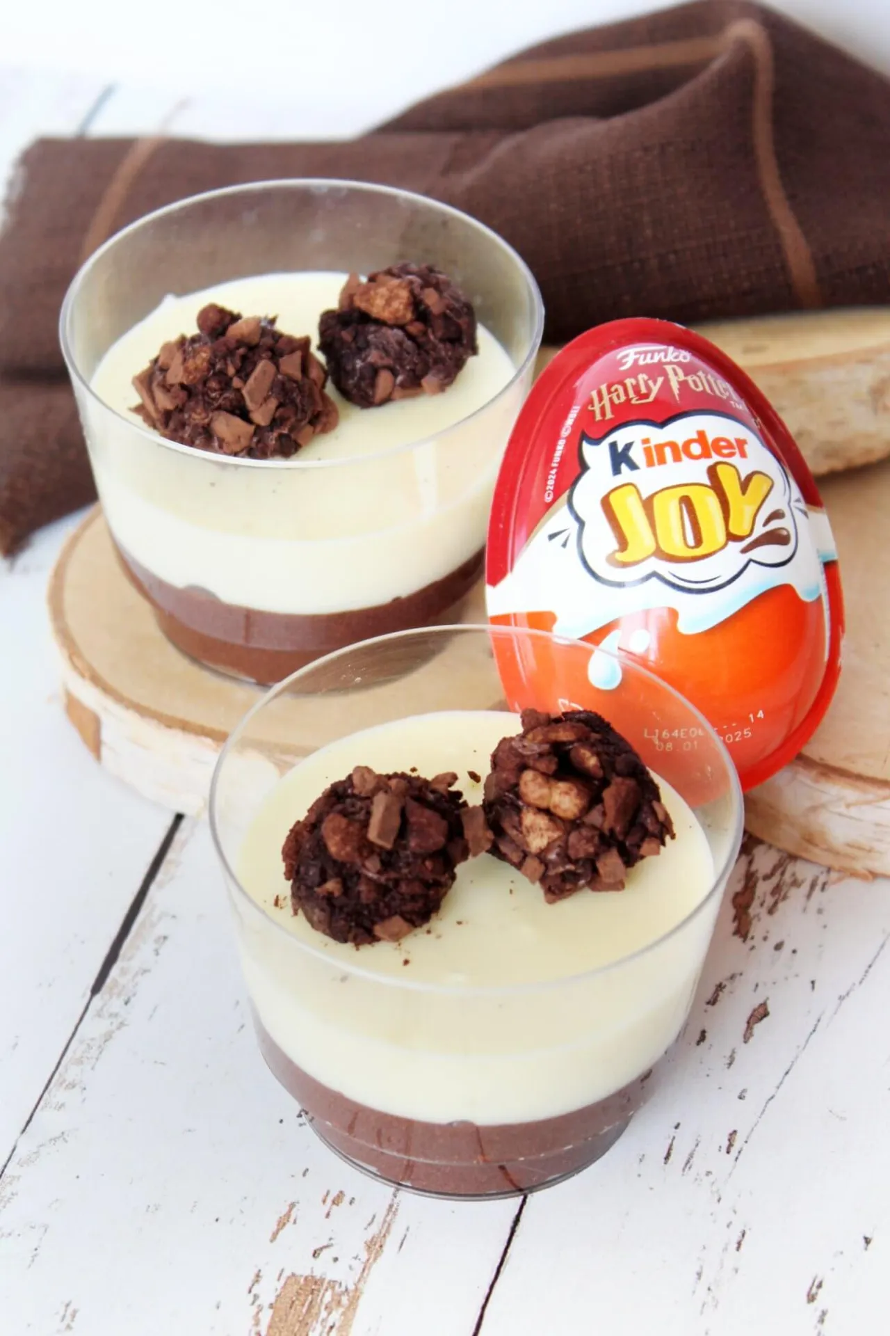 Zdjęcie Jak zrobić kinder joy w domu - prosty przepis na pyszny deser