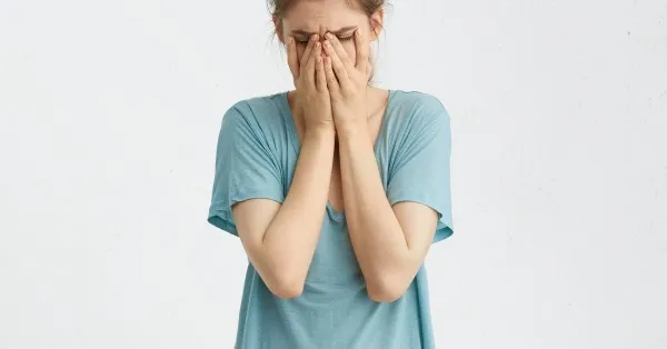 Zdjęcie Co oznacza sen o płaczu? Odkryj emocjonalne znaczenie snu