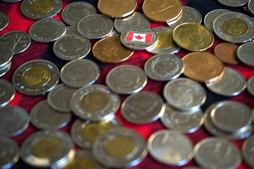 Zdjęcie Ile zarabia dekarz w Kanadzie? Zaskakujące fakty o wynagrodzeniu