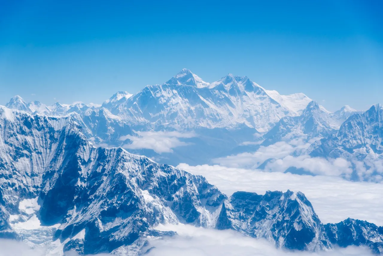 Zdjęcie W jakim kraju jest Mount Everest? Zaskakujące fakty o tej górze