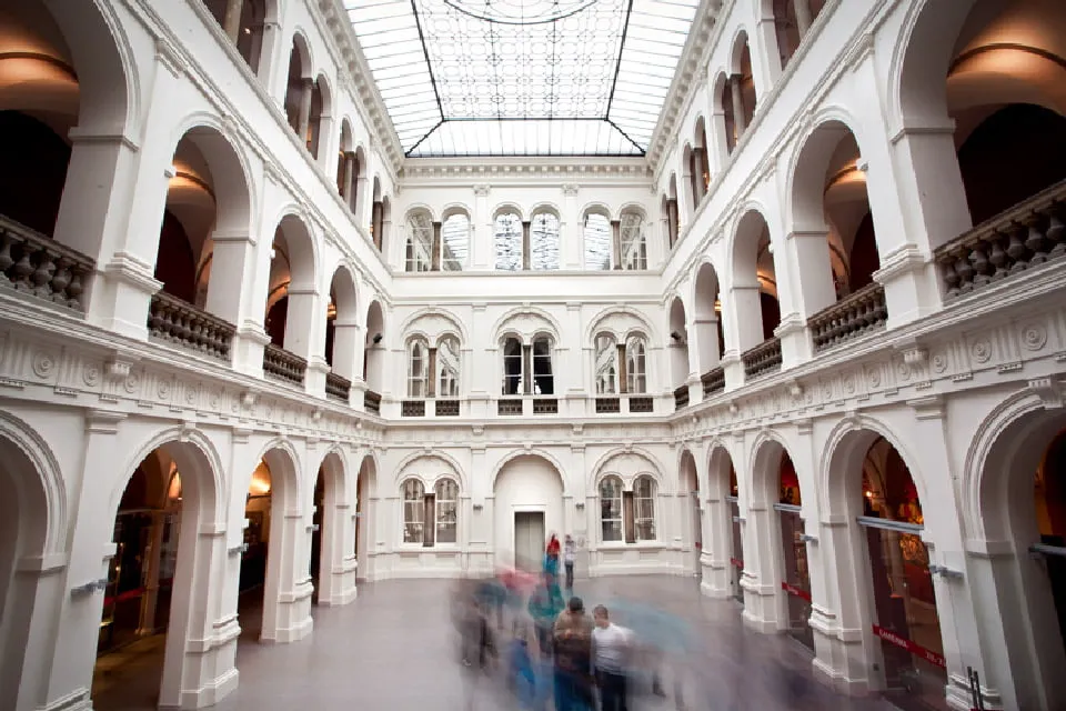 Zdjęcie Muzeum sztuki współczesnej Muzeum Narodowe we Wrocławiu – co warto zobaczyć?