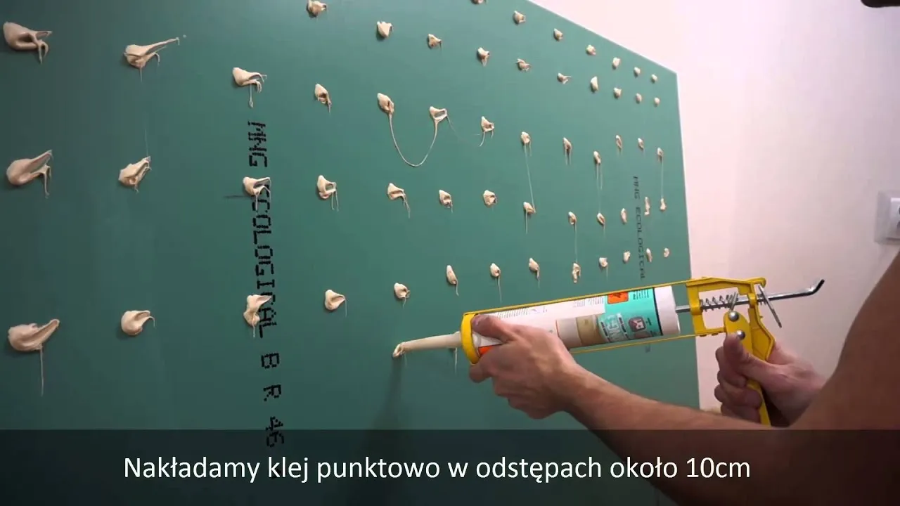 Zdjęcie Jak przykleić lustro do ściany - uniknij błędów i zrób to dobrze