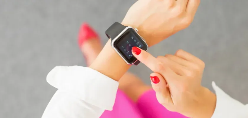 Zdjęcie Jak działa smartwatch damski? Kluczowe funkcje i innowacje w zdrowiu.